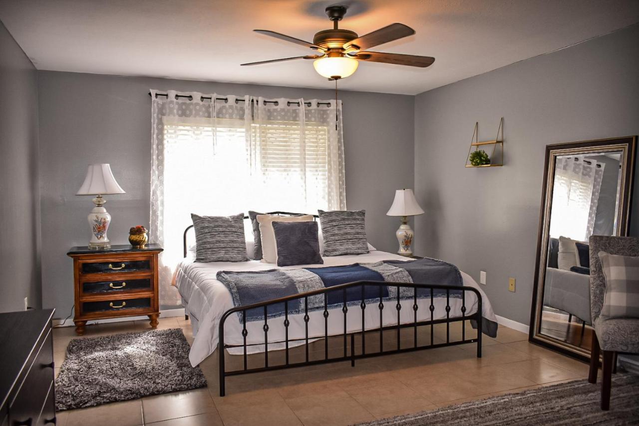 Welcome To The Cottage: A Home Away From Home Port St. Lucie Exteriör bild