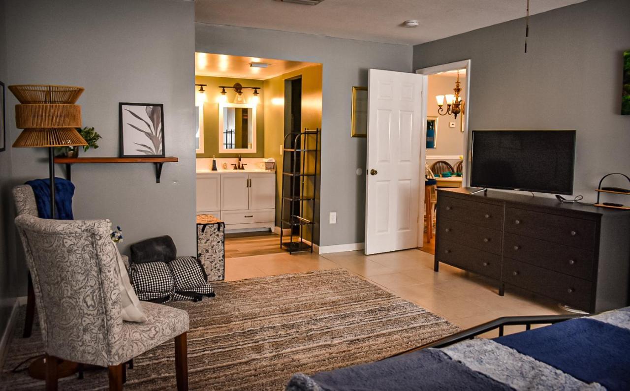 Welcome To The Cottage: A Home Away From Home Port St. Lucie Exteriör bild
