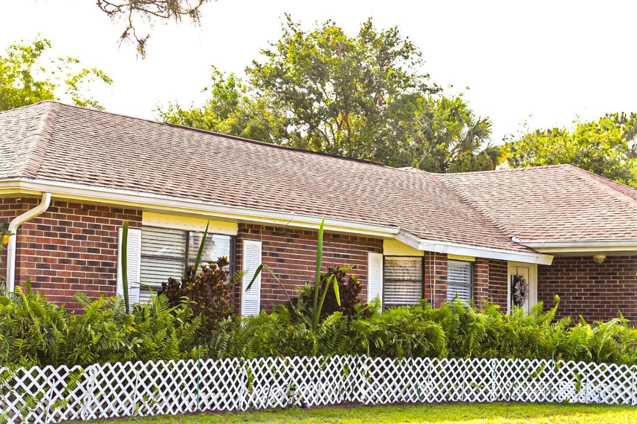 Welcome To The Cottage: A Home Away From Home Port St. Lucie Exteriör bild